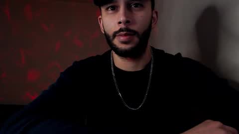 HenryAxe online show from October 2025 06:48:01 PM