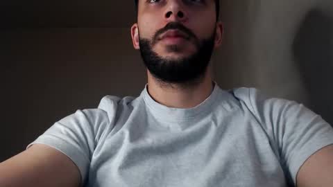 HenryAxe online show from October 2025 12:20:01 PM