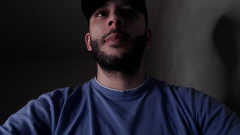 HenryAxe online show from December 2025 06:45:01 PM