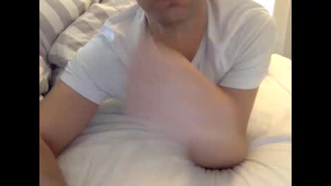 Henryhipster  sub  spank useme new Europe Twink kiss first fit kinky naughty online show from November 2025 07:24:02 AM