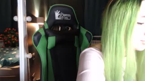 Hentaishiing online show from February 2025 03:42:02 PM