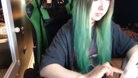 Hentaishiing online show from October 2025 04:18:01 PM