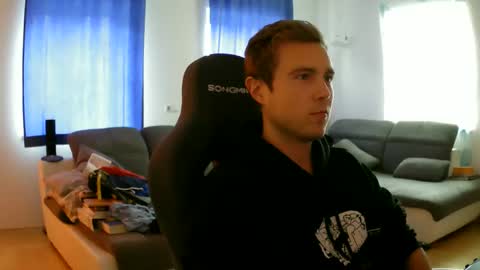 John Pearl online show from April 2026 12:33:01 PM