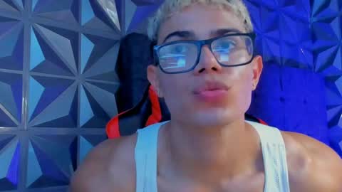Snapshot of hercules_12345 chatting on May 2026 08:32:01 AM Hercules online show from May 2026 08:32:01 AM