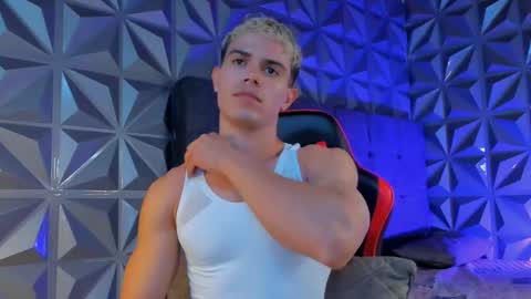 Snapshot of hercules_12345 chatting on June 2026 04:59:01 AM Hercules online show from June 2026 04:59:01 AM