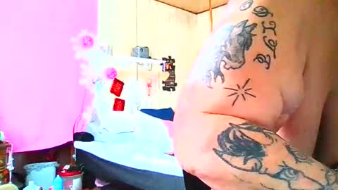 Snapshot of herculesnvenus chatting on February 2026 03:55:01 PM venus online show from February 2026 03:55:01 PM