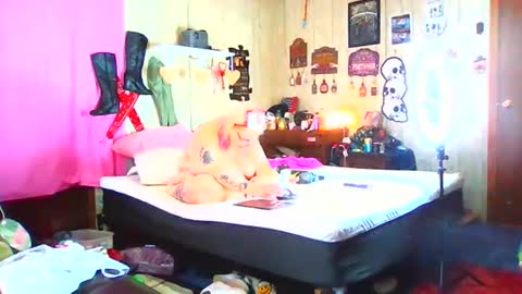 Snapshot of herculesnvenus chatting on February 2026 09:23:01 PM venus online show from February 2026 09:23:01 PM