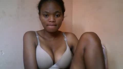 Snapshot of herisse01 chatting on May 2026 07:05:02 AM herisse01 online show from May 2026 07:05:02 AM