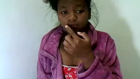 Snapshot of herisse01 chatting on July 2026 10:56:01 PM herisse01 online show from July 2026 10:56:01 PM