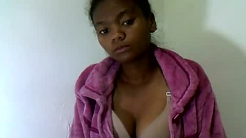 Snapshot of herisse01 chatting on July 2026 07:23:02 AM herisse01 online show from July 2026 07:23:02 AM