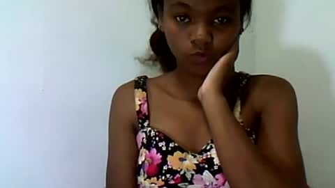 Snapshot of herisse01 chatting on July 2026 06:00:01 PM herisse01 online show from July 2026 06:00:01 PM