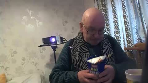 mature online show from November 2025 10:39:02 AM