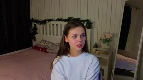 Nicole online show from March 2026 07:07:02 PM