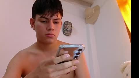 Snapshot of herrerabuitragroedwin chatting on May 2026 03:51:02 PM valentin 123 online show from May 2026 03:51:02 PM