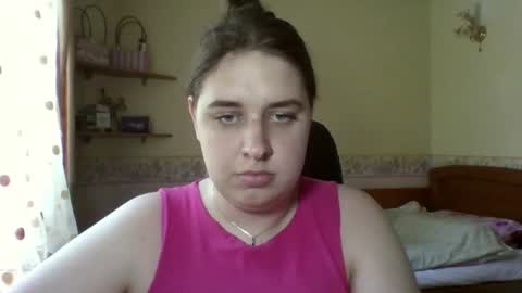 Snapshot of hess_luna_ chatting on June 2026 08:57:02 AM hess_luna_ online show from June 2026 08:57:02 AM
