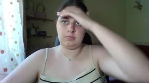 Snapshot of hess_luna_ chatting on June 2026 09:03:02 AM hess_luna_ online show from June 2026 09:03:02 AM