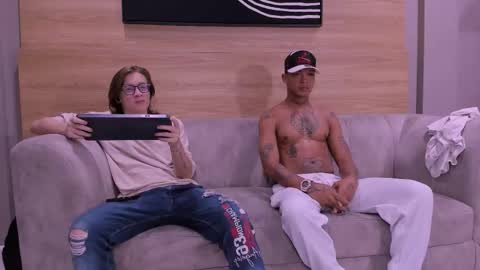 heteros men online show from February 2026 02:22:02 PM