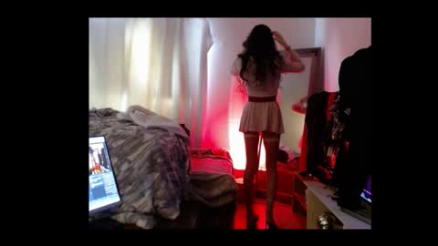 Snapshot of hevin69 chatting on January 2026 06:12:02 PM hevin69 online show from January 2026 06:12:02 PM