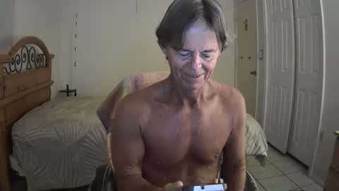 Snapshot of hewes1 chatting on May 2026 07:46:01 AM hewes1 online show from May 2026 07:46:01 AM