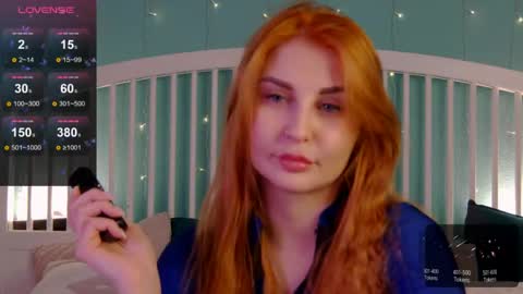 Snapshot of hey_cassie chatting on May 2026 05:40:01 PM hey_cassie online show from May 2026 05:40:01 PM