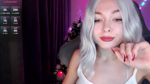 Snapshot of hey_nora_ chatting on January 2026 11:09:02 PM Nora online show from January 2026 11:09:02 PM