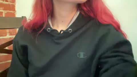 Snapshot of heybluebabe chatting on January 2025 05:30:01 AM Blue  online show from January 2025 05:30:01 AM