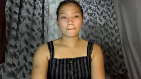 hi_there99 online show from February 2026 10:32:01 AM