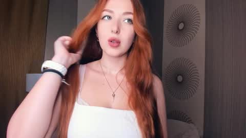 Snapshot of hidden_chaarm chatting on September 2025 11:01:02 AM Elisa online show from September 2025 11:01:02 AM