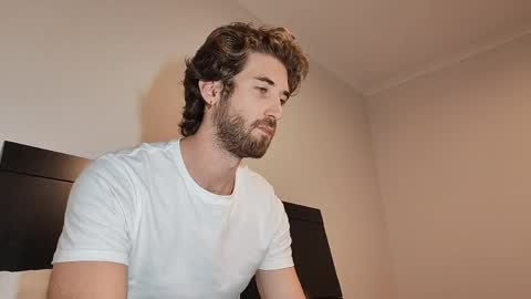 HiddenGaze online show from April 2026 03:20:01 PM