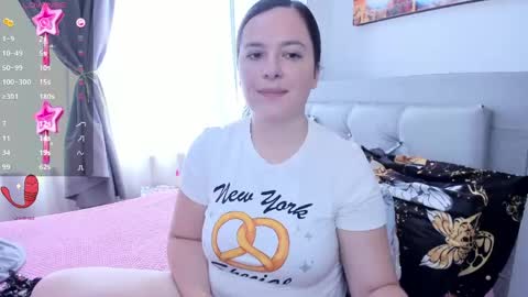 Snapshot of hidianapaola chatting on June 2026 05:06:01 PM Diana online show from June 2026 05:06:01 PM