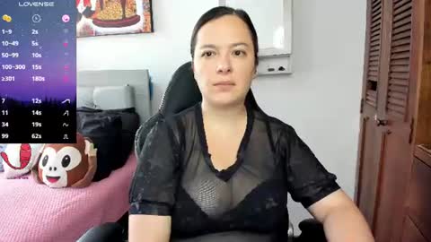 Snapshot of hidianapaola chatting on July 2026 05:05:01 PM Diana online show from July 2026 05:05:01 PM