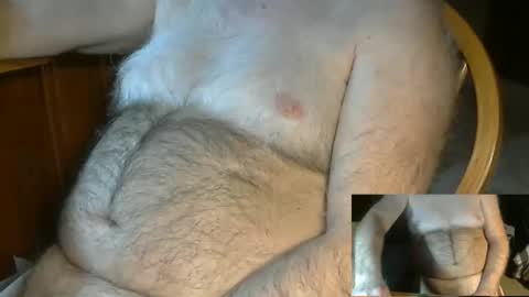 Snapshot of higgins11 chatting on January 2025 01:06:01 AM higgins11 online show from January 2025 01:06:01 AM