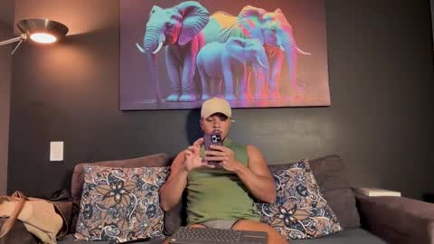 Snapshot of highlatin_guys chatting on March 2025 01:56:02 AM Terry and E online show from March 2025 01:56:02 AM