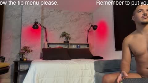 Snapshot of highlatin_guys chatting on November 2025 09:44:02 AM Terry and E online show from November 2025 09:44:02 AM