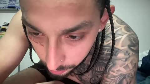 Snapshot of hihello400 chatting on November 2025 04:11:02 AM hihello400 online show from November 2025 04:11:02 AM