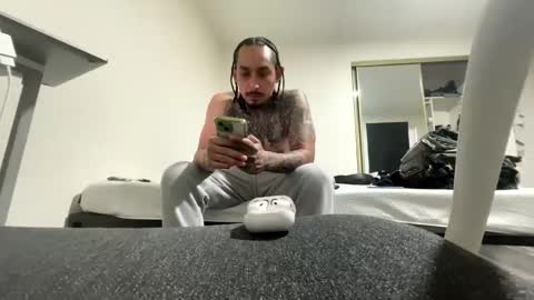 Snapshot of hihello400 chatting on November 2025 12:32:01 AM hihello400 online show from November 2025 12:32:01 AM