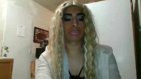 Snapshot of hihheelstranny chatting on November 2025 09:04:01 AM hihheelstranny online show from November 2025 09:04:01 AM