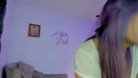 hikaru_dl online show from February 2025 02:15:02 AM