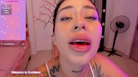 LUNA new account  FOLLOW ME online show from September 2025 11:05:02 PM