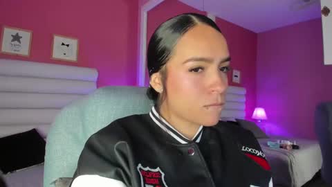 hilary_tailor online show from September 2025 11:25:01 AM