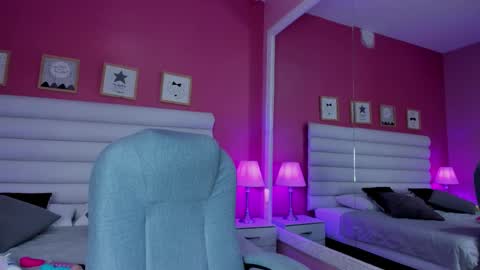 hilary_tailor online show from November 2025 10:59:01 AM