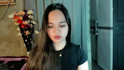 hilarymolly online show from March 2026 02:50:01 AM