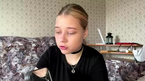 Snapshot of hildeconery chatting on June 2026 07:21:02 AM Julia online show from June 2026 07:21:02 AM