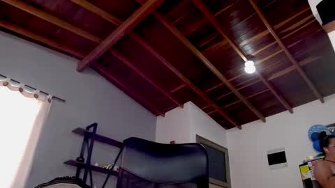 Snapshot of hillary_12 chatting on October 2025 05:55:01 PM Miranda online show from October 2025 05:55:01 PM