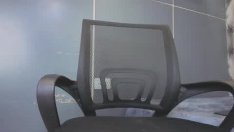  Hillary  online show from November 2025 04:56:01 AM