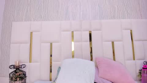 Hillary online show from November 2025 09:31:02 AM