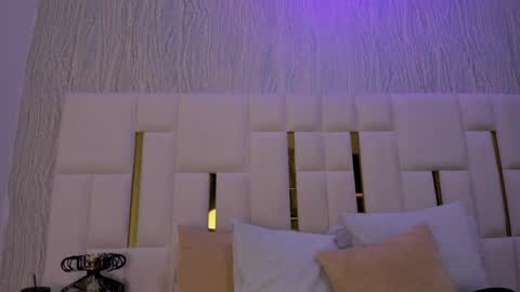 Hillary online show from April 2026 11:32:01 AM