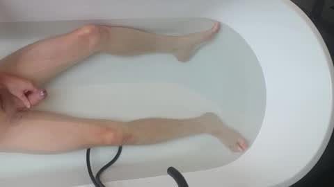 Snapshot of hills87 chatting on January 2025 11:22:02 AM hills87 online show from January 2025 11:22:02 AM