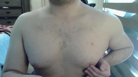 Snapshot of himbo_fox chatting on June 2026 06:50:01 PM Himbo fox online show from June 2026 06:50:01 PM