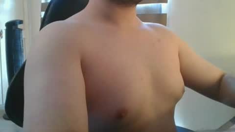 Snapshot of himbo_fox chatting on July 2026 07:20:02 PM Himbo fox online show from July 2026 07:20:02 PM